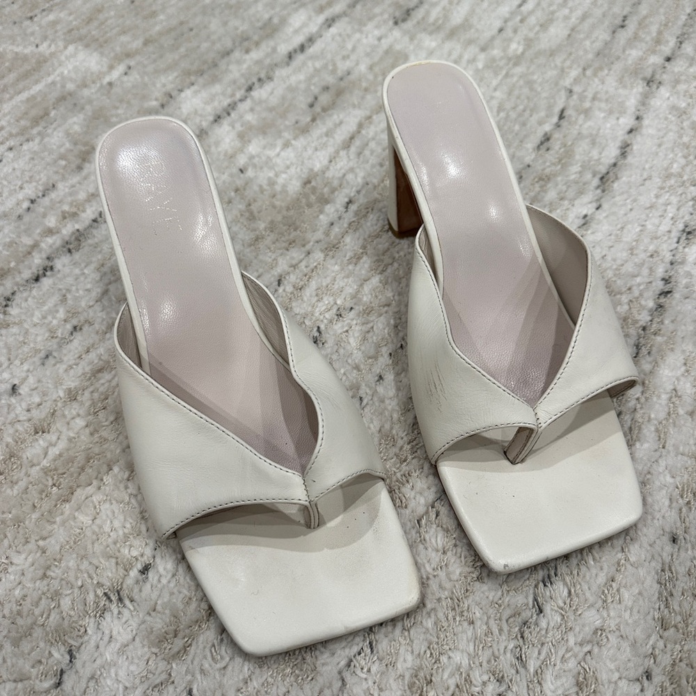 Raye Van Heel in Ivory - Picture 2 of 5